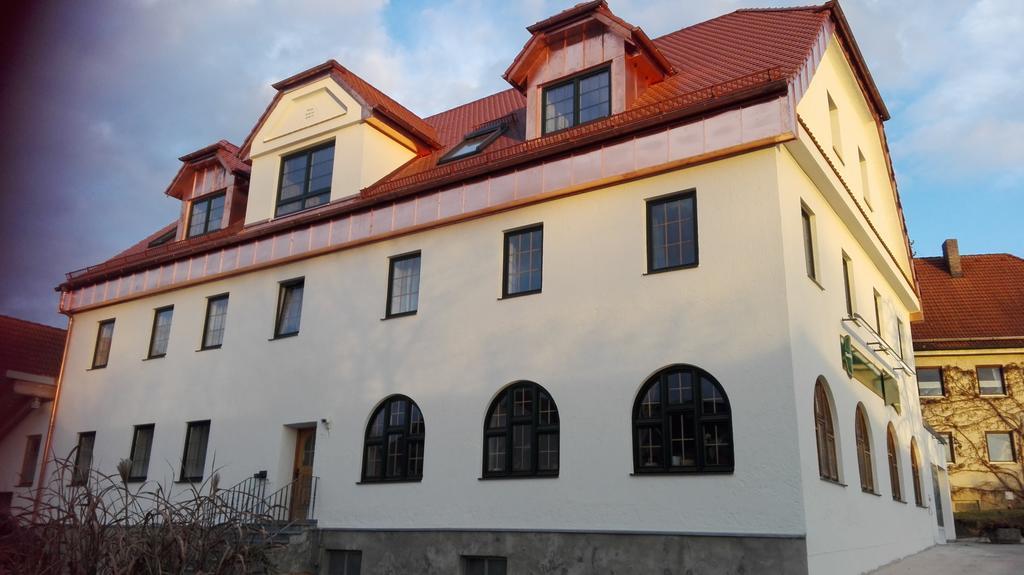 Pension-Metzgerei Hofer Inning am Holz Екстер'єр фото