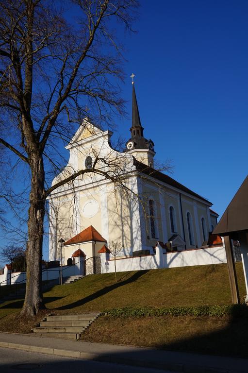 Pension-Metzgerei Hofer Inning am Holz Екстер'єр фото